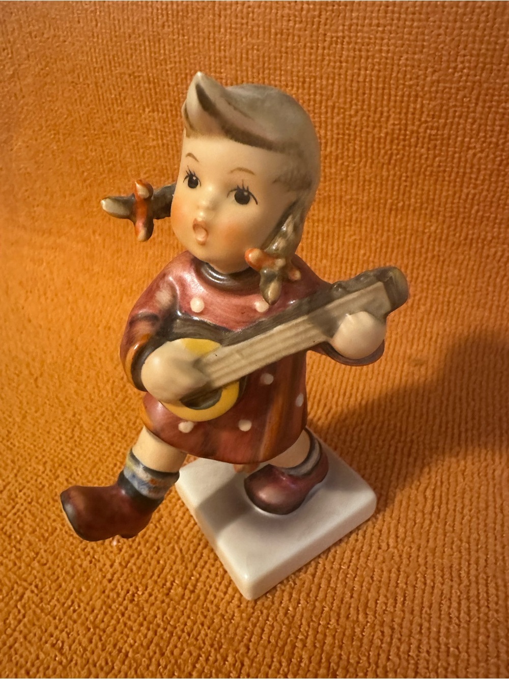 Vintage Hummel Figurine Happiness #86